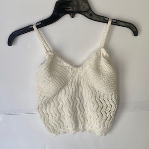 Active USA White Crochet V Neck Spaghetti Straps Cropped Top Size M